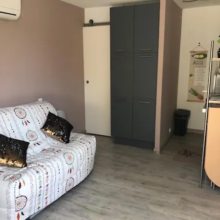 Studio A 2 Mn A Pieds De La Plage Apartment La Seyne-sur-Mer